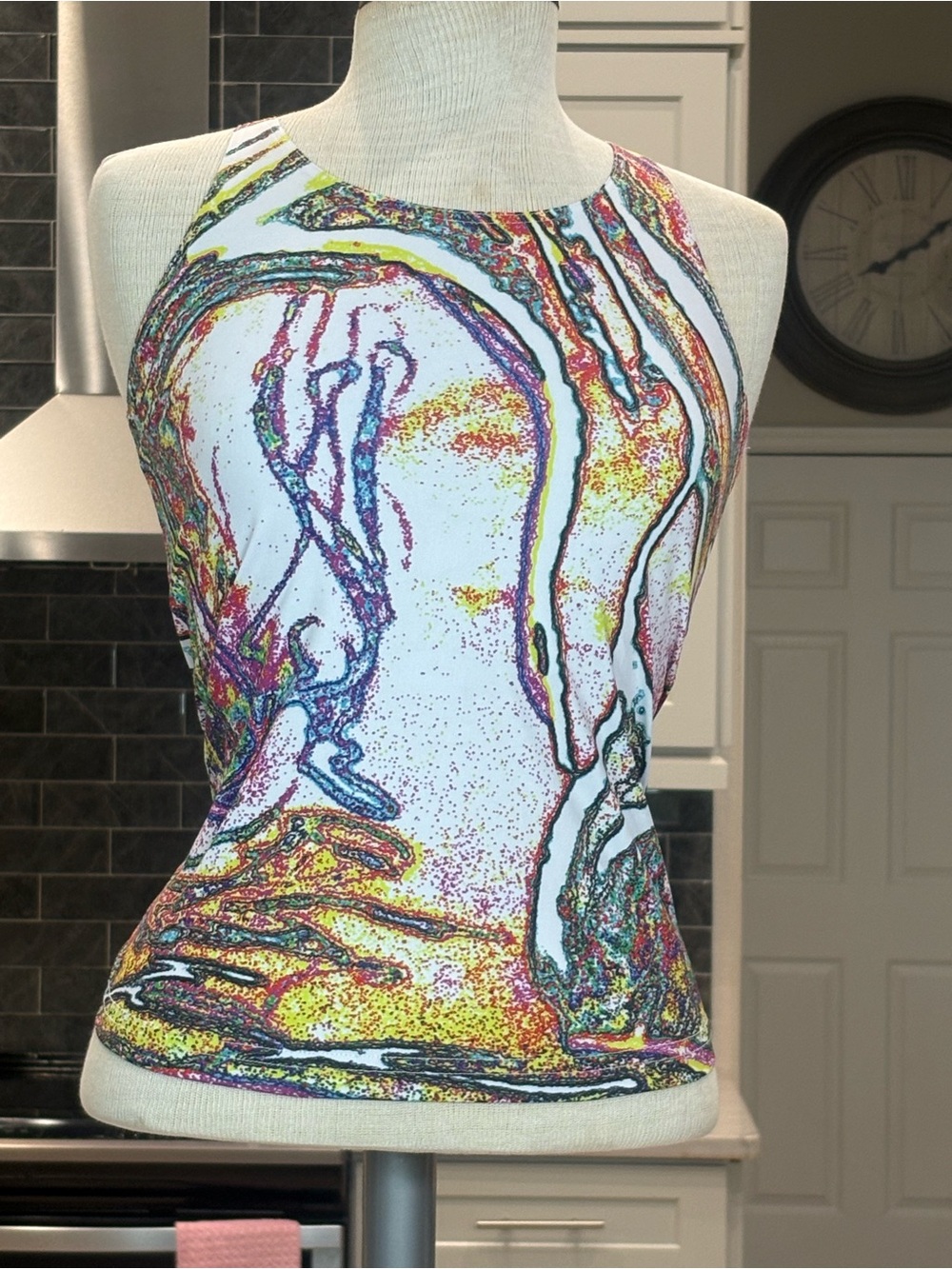 Sleeveless Abstract Print Dry Wick UPF 50+ Tank Size Small Same Day Shipping